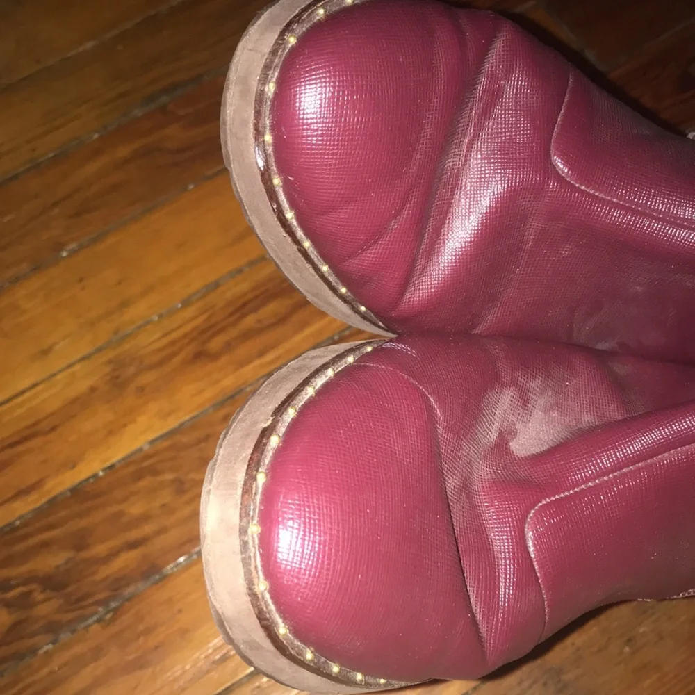 Fitflop burgundy ankle boots, worn once